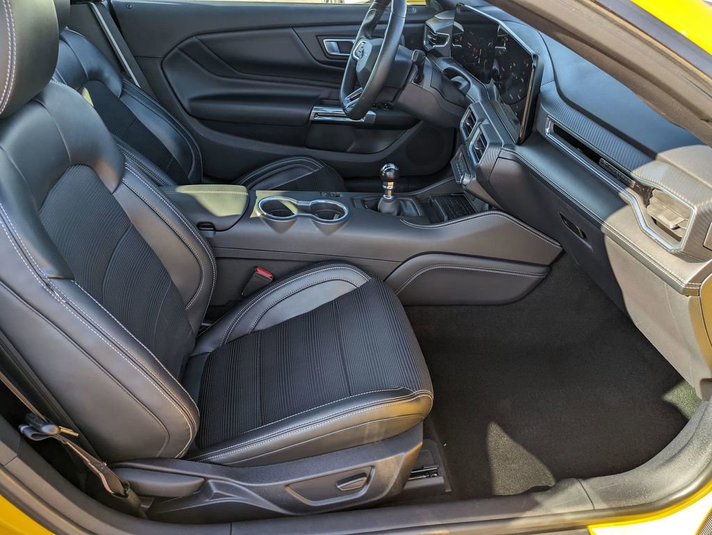 Used 2024 Ford Mustang GT Premium image 30