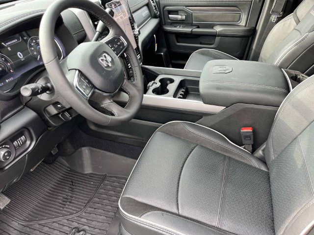 New 2026 RAM 2500 Laramie w/ Sport Appearance Package AWD/4WD image 19