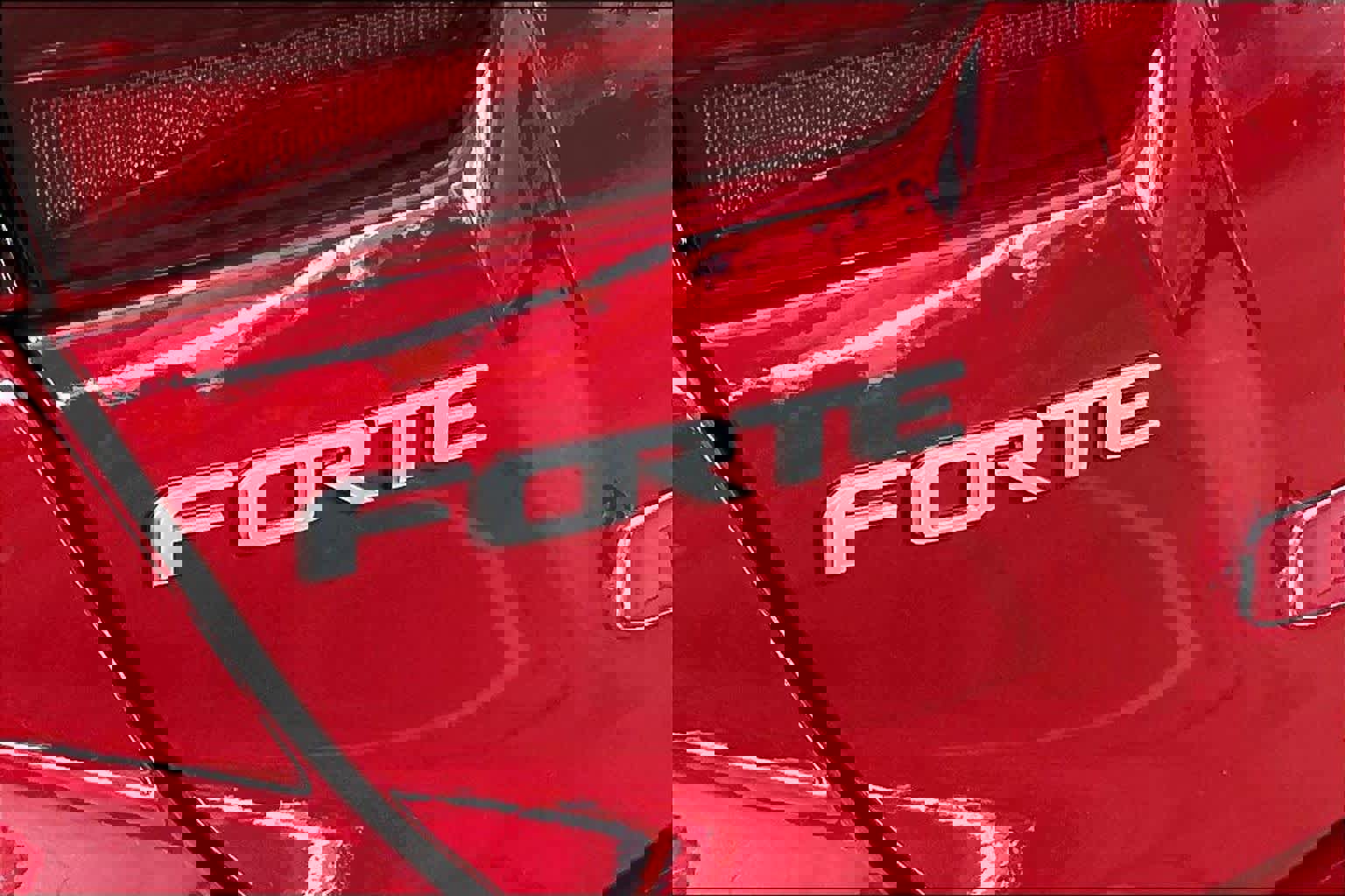 Used 2024 Kia Forte LXS image 10