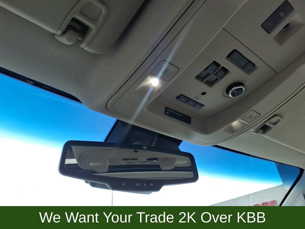 Used 2019 GMC Yukon XL Denali w/ Denali Ultimate Package image 18