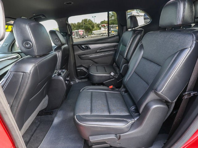 Used 2025 Buick Enclave Preferred AWD/4WD image 27