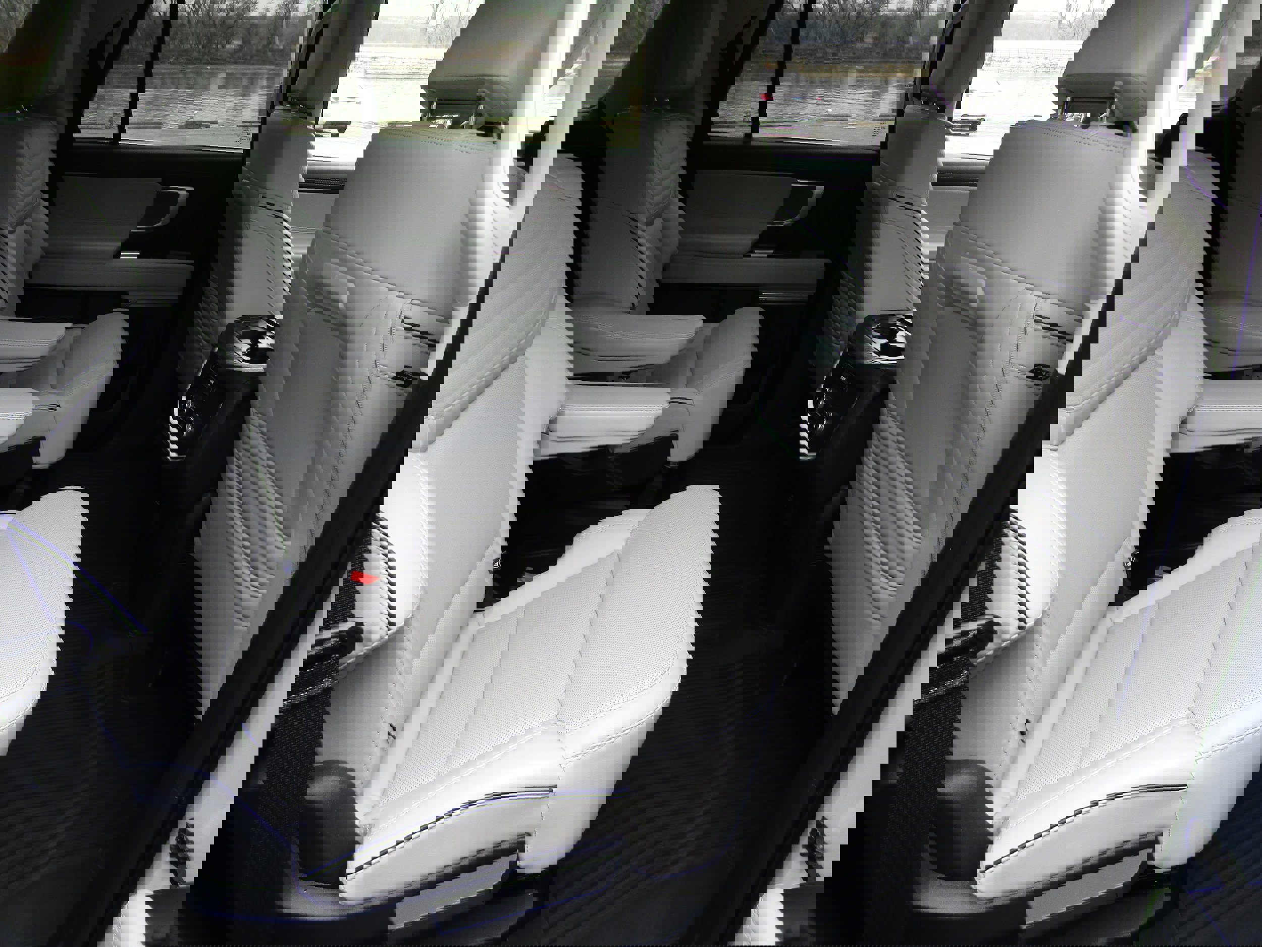 Used 2025 Ford Expedition Platinum w/ Platinum Ultimate Package image 17