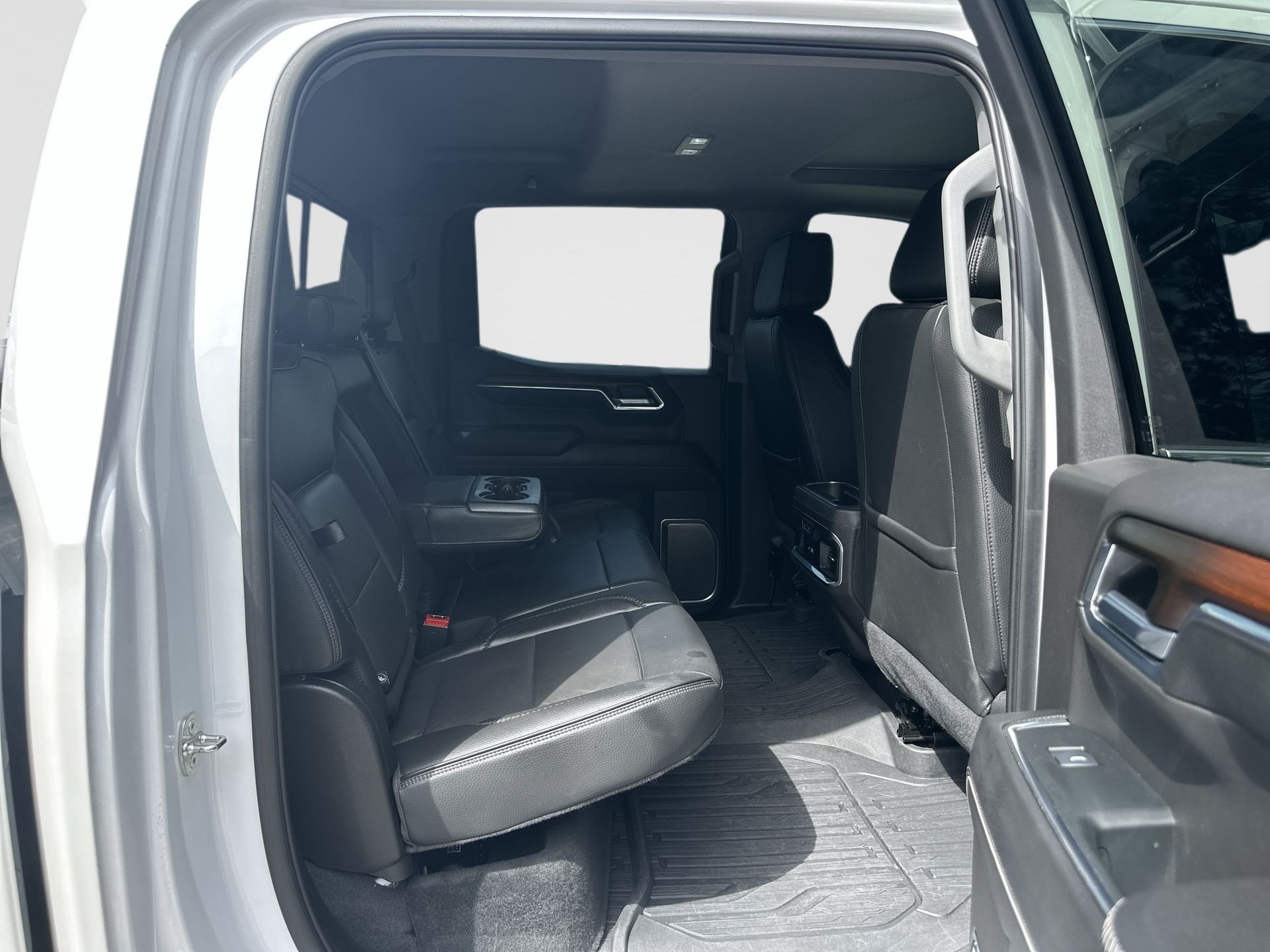 Certified 2024 GMC Sierra 1500 Denali w/ Denali Reserve Package AWD/4WD image 27