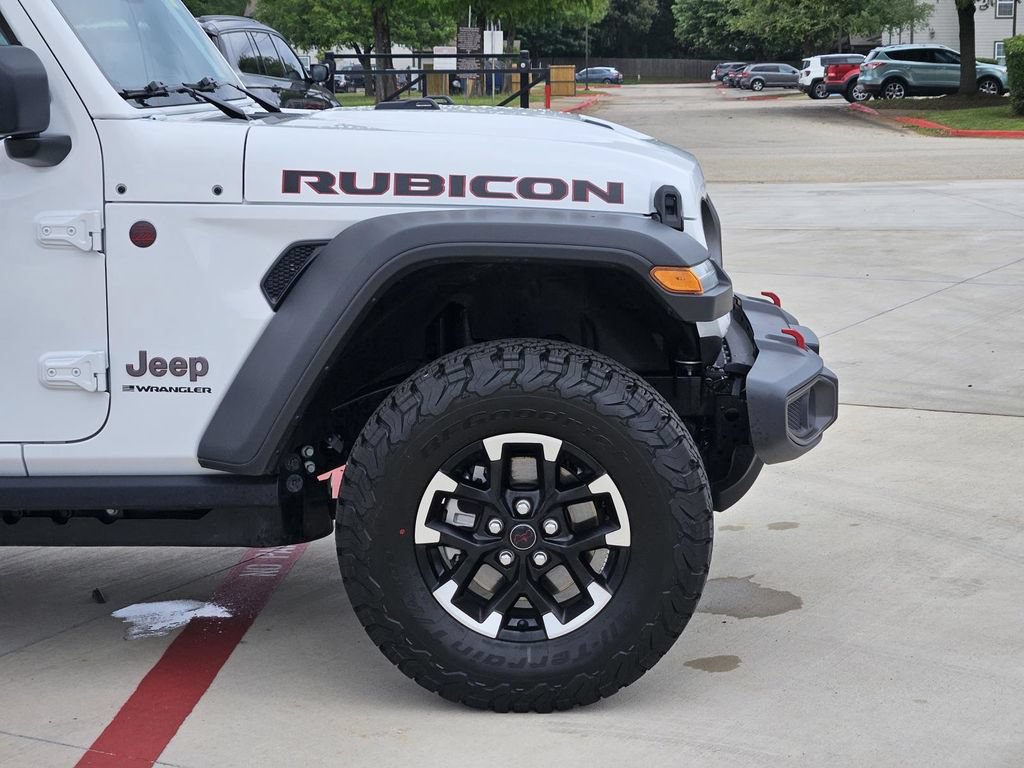 Used 2026 Jeep Wrangler Unlimited Rubicon AWD/4WD image 37