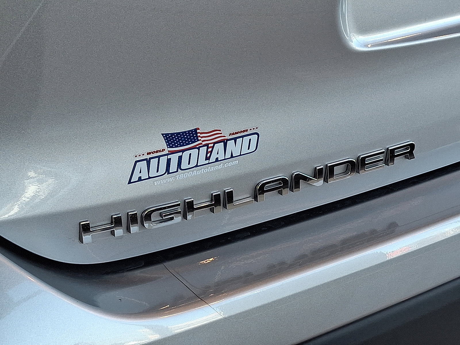 Certified 2025 Toyota Highlander XLE image 30