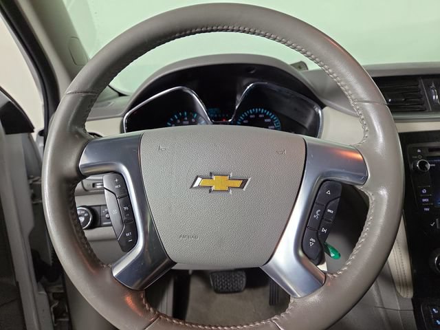 Used 2017 Chevrolet Traverse LT w/ Style and Technology Package FWD image 21