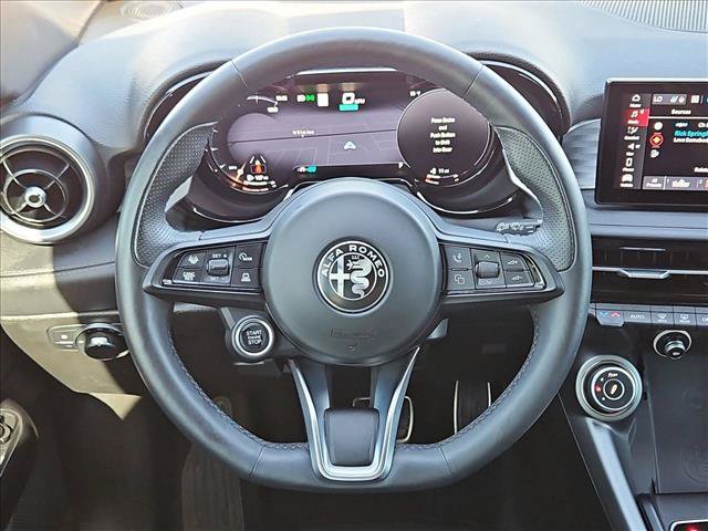 Used 2024 Alfa Romeo Tonale Veloce AWD/4WD image 14