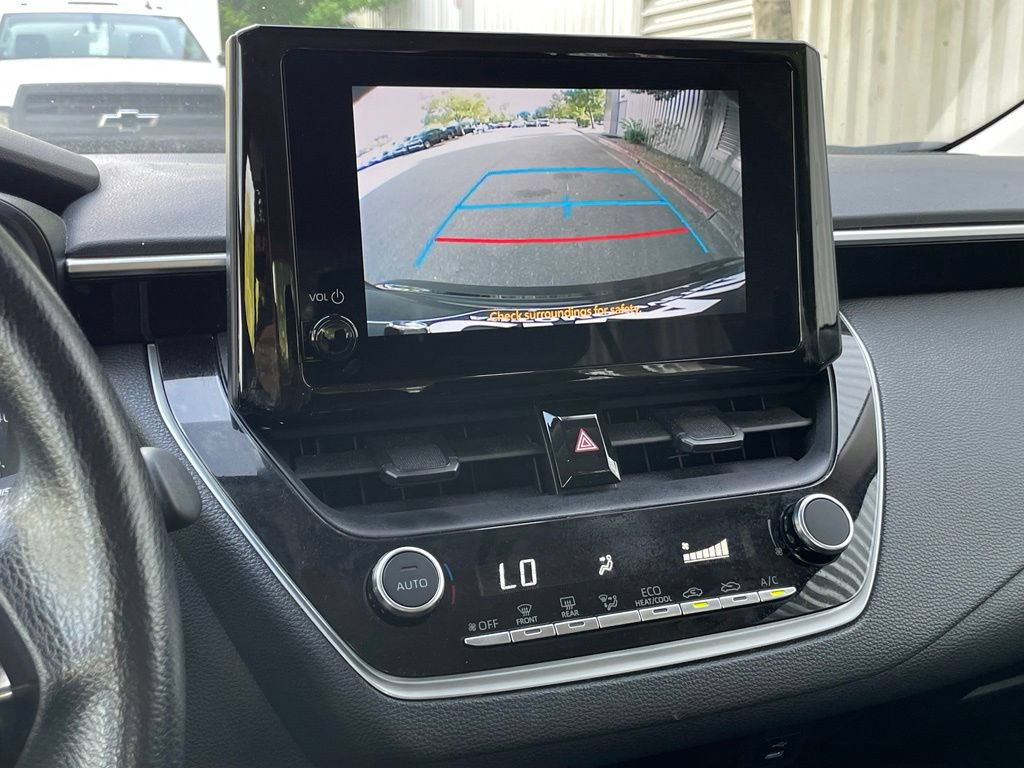 Used 2024 Toyota Corolla LE FWD image 17
