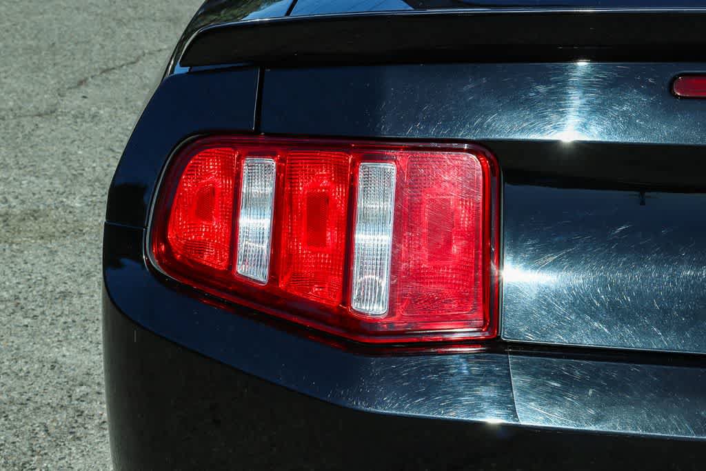 Used 2011 Ford Mustang GT Premium w/ Electronics Pkg RWD image 10
