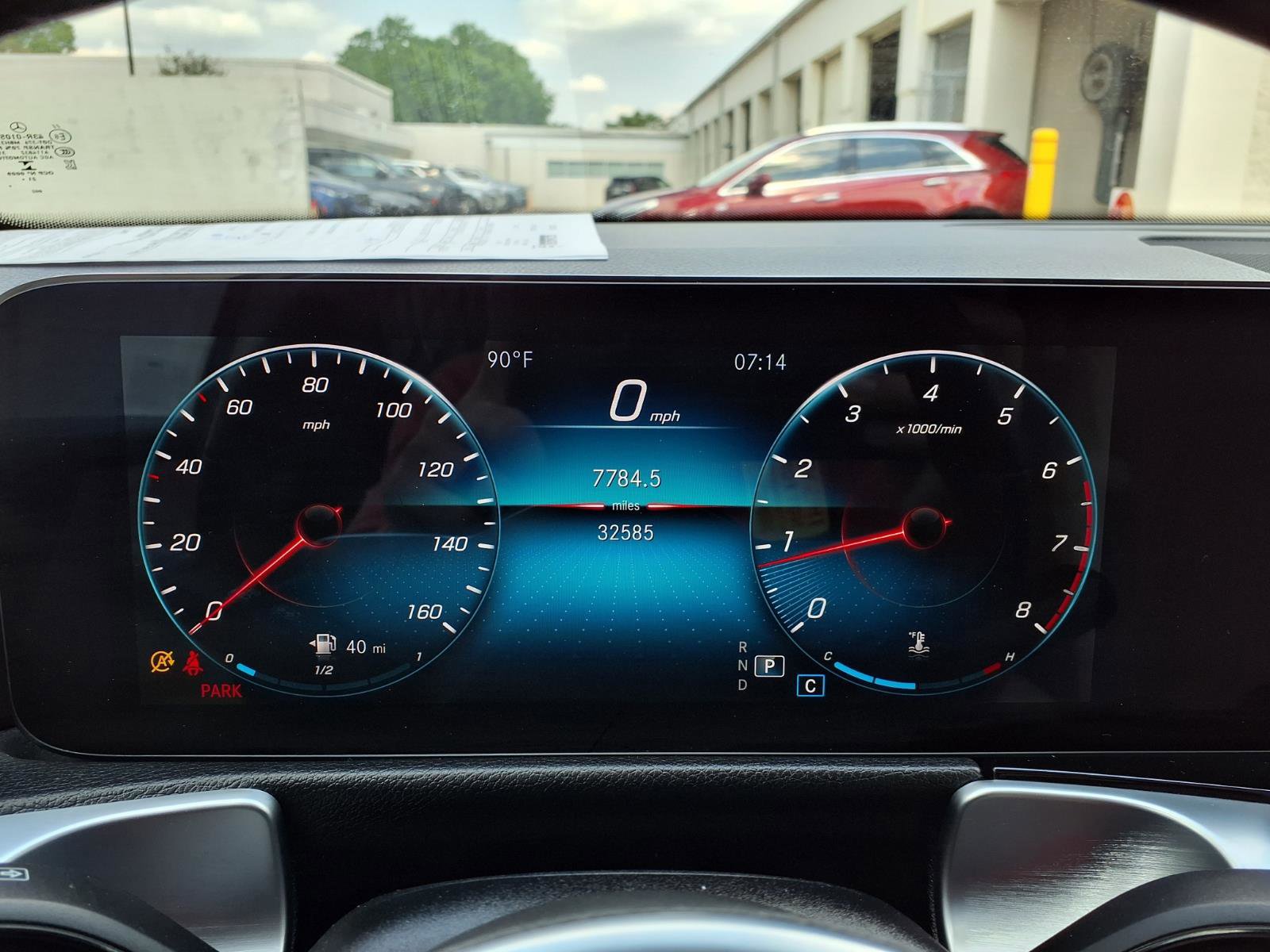 Used 2022 Mercedes-Benz GLB 250 4MATIC image 18