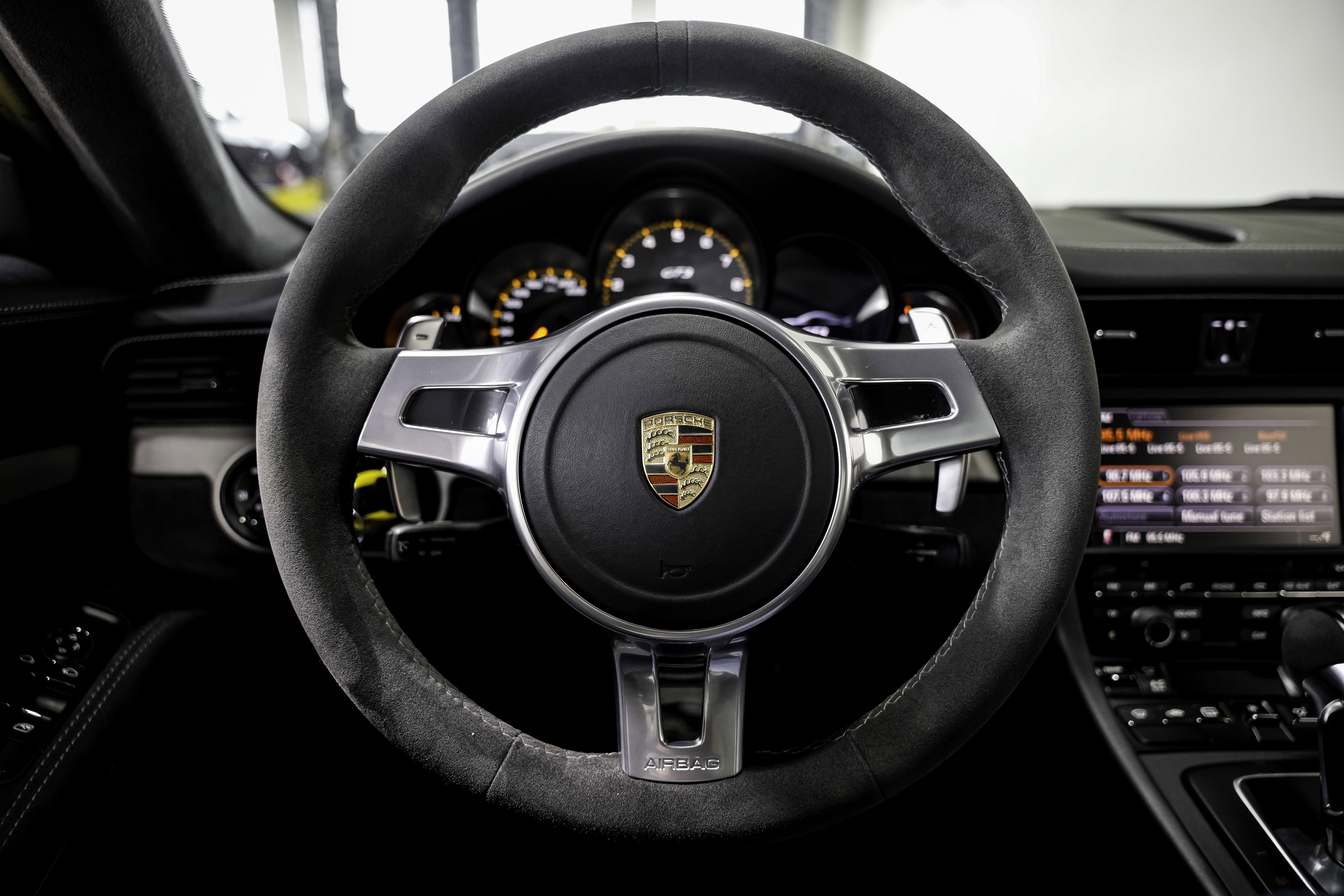 Used 2015 Porsche 911 GT3 image 10