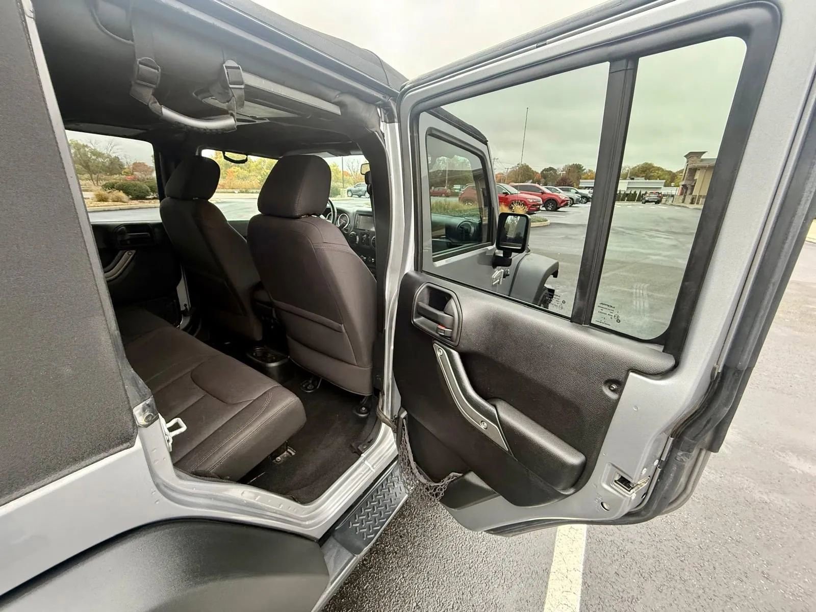 Used 2015 Jeep Wrangler Unlimited Sport w/ Quick Order Package 24S AWD/4WD image 7