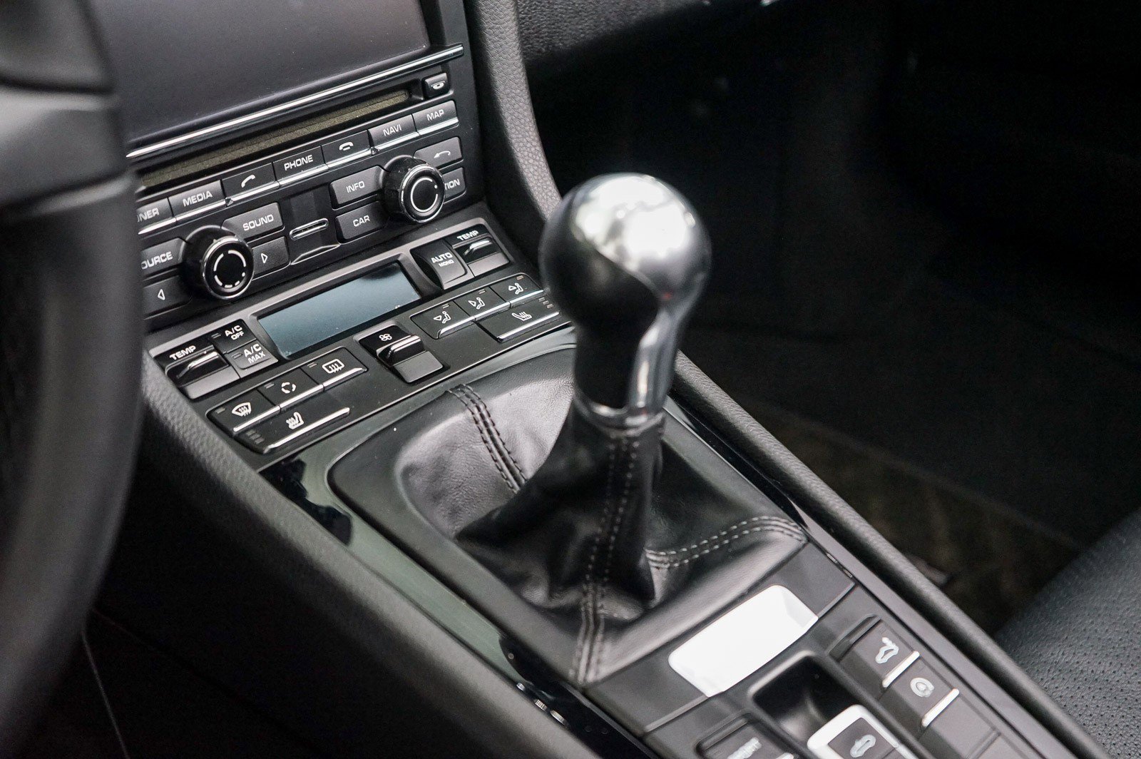 Used 2013 Porsche Boxster S image 33