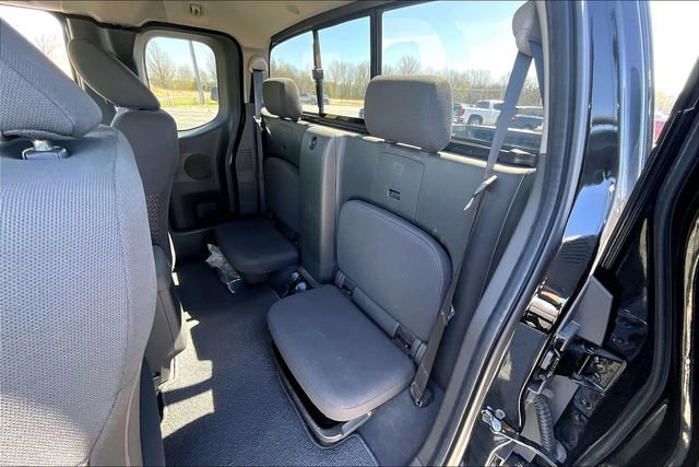 Used 2021 Nissan Frontier SV image 23