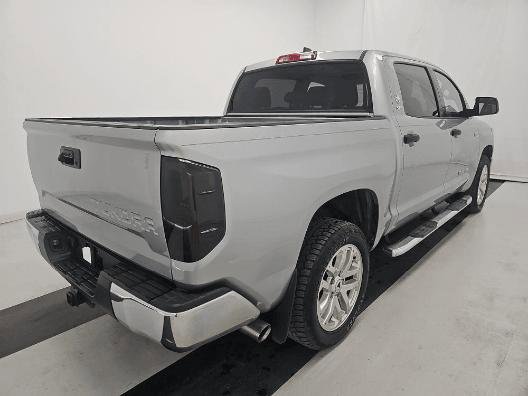 Used 2020 Toyota Tundra SR5 w/ SR5 Leather Package RWD image 3