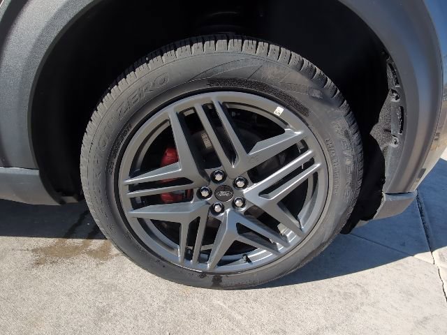 Used 2025 Ford Explorer ST-Line w/ ST-Line Street Pack image 35