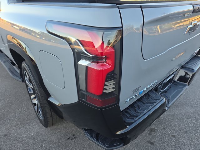 Used 2025 Chevrolet Silverado EV RST image 30