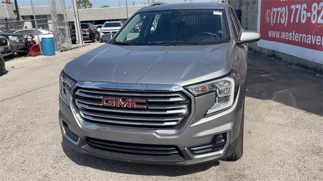 Used 2024 GMC Terrain SLT image 8