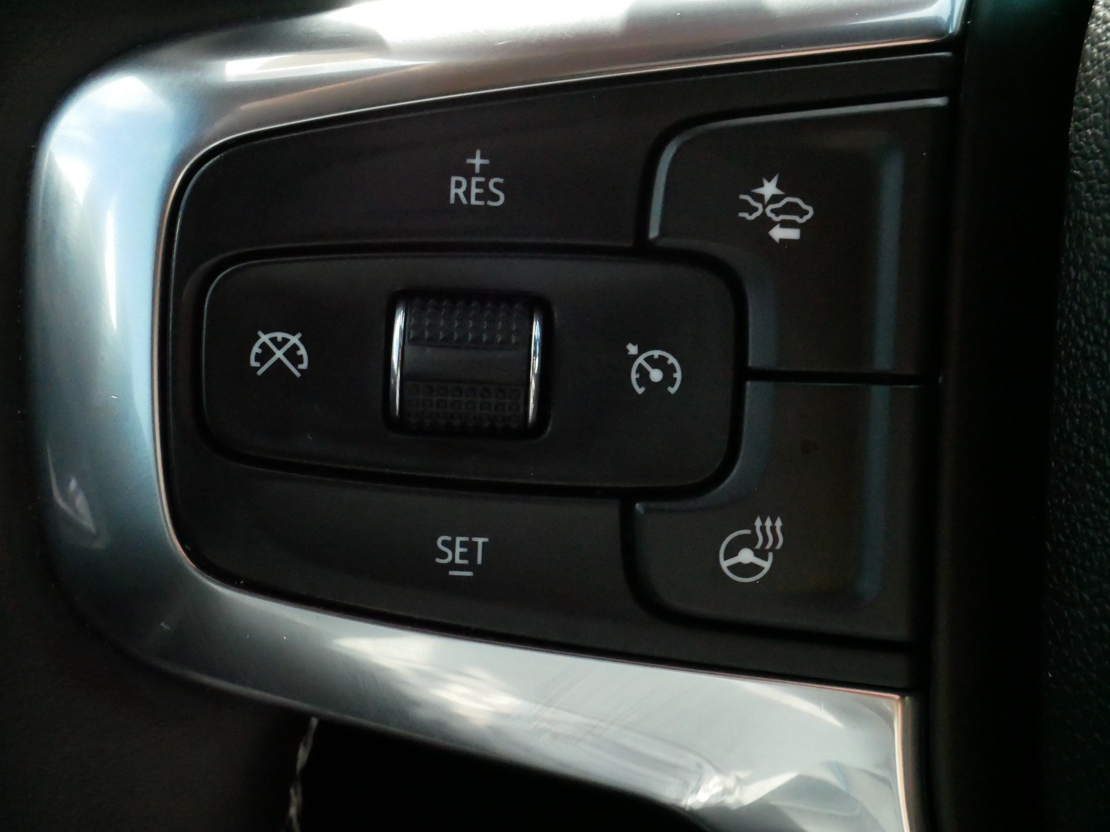 Used 2023 Chevrolet Blazer RS AWD/4WD image 26