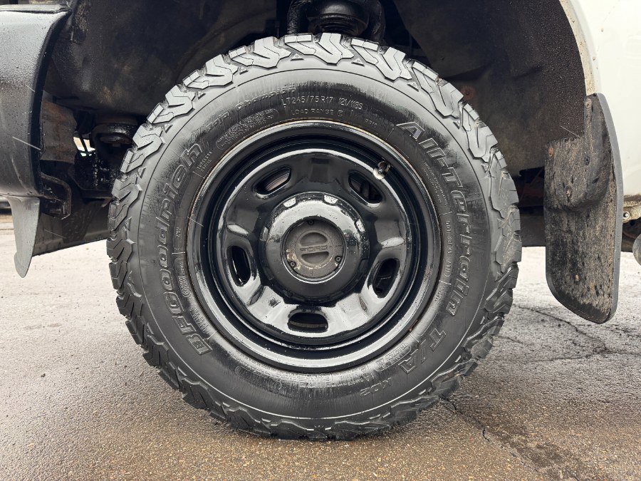 Used 2013 Ford F250 XL w/ Camper Pkg image 13