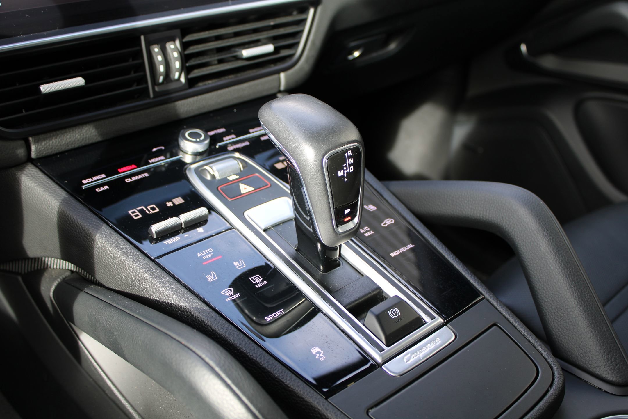 Certified 2022 Porsche Cayenne image 21