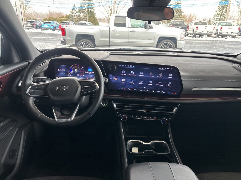 Used 2024 Chevrolet Traverse Z71 image 28