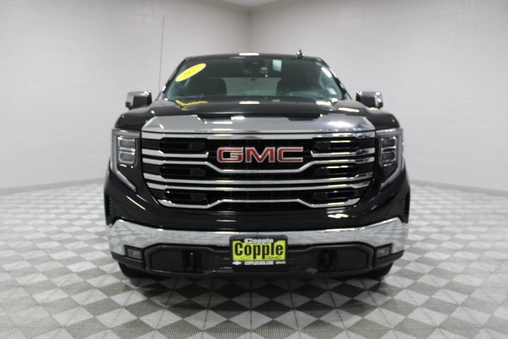 Used 2022 GMC Sierra 1500 SLT w/ SLT Convenience Package AWD/4WD image 6