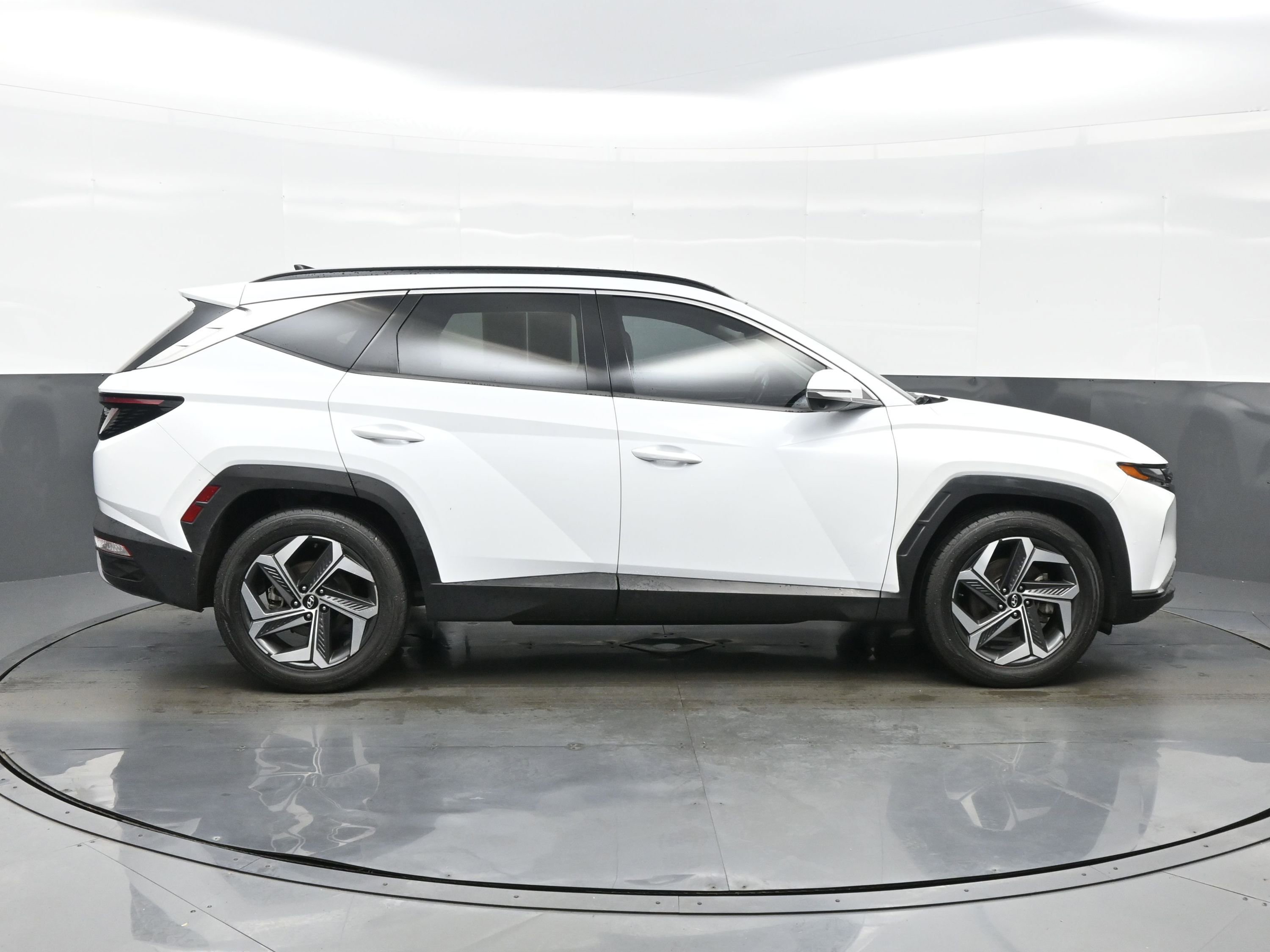 Certified 2022 Hyundai Tucson Limited FWD image 7