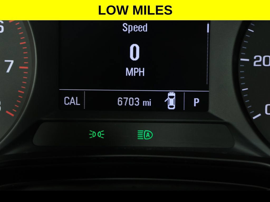 Certified 2025 Chevrolet Trax LS w/ LS Convenience Package FWD image 4