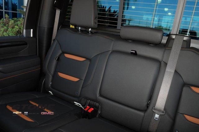New 2025 GMC Sierra 2500 AT4 w/ AT4 Premium Plus Package image 16