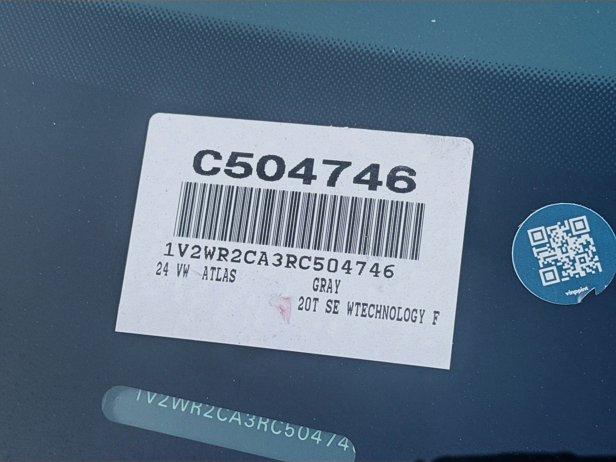 Used 2024 Volkswagen Atlas SE image 38