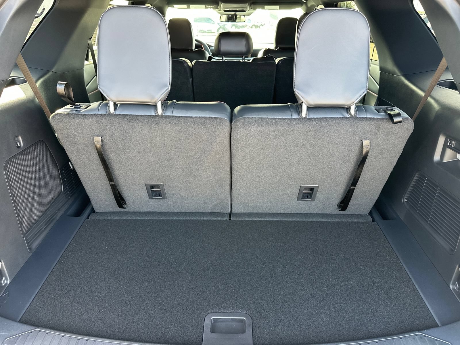 New 2026 Ford Explorer ST-Line w/ Premium Package RWD image 22