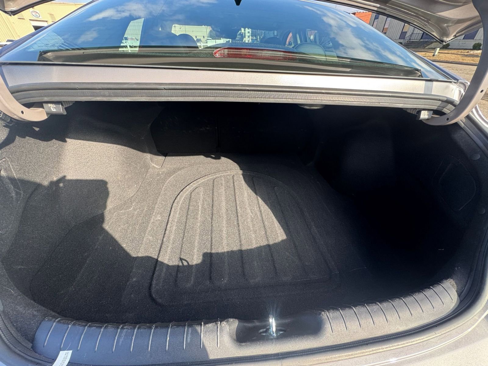 Used 2025 Hyundai Elantra Limited image 33