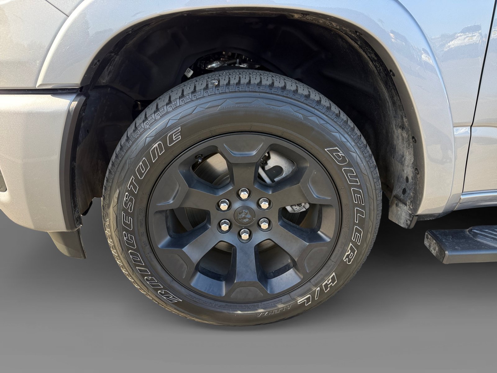 Used 2025 RAM 1500 Big Horn AWD/4WD image 9