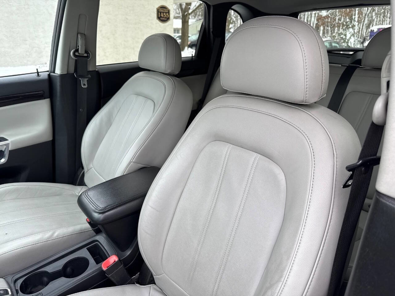 Used 2013 Chevrolet Captiva Sport LTZ FWD image 12