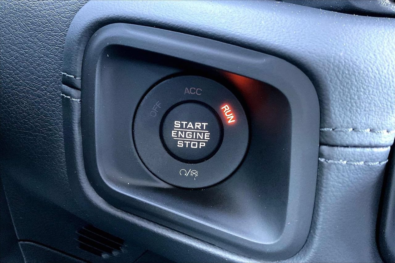 New 2026 Jeep Gladiator Mojave AWD/4WD image 16