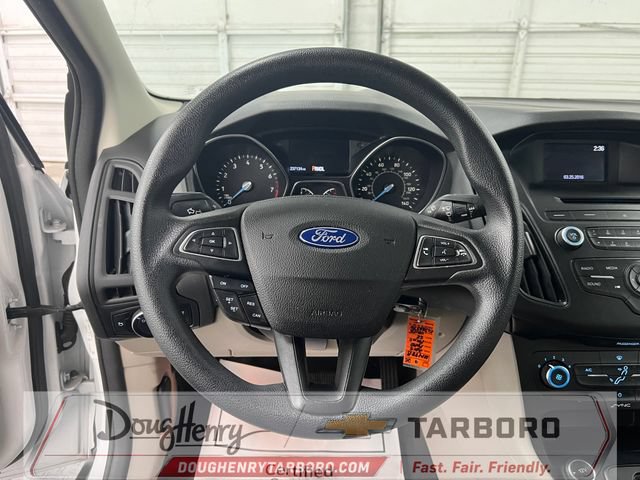 Used 2015 Ford Focus SE FWD image 36