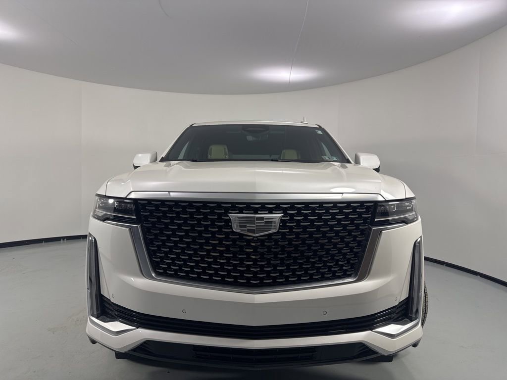 Used 2021 Cadillac Escalade Premium Luxury w/ Performance Package image 2