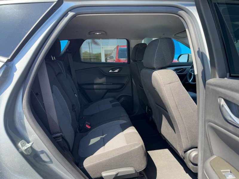 Used 2025 Chevrolet Blazer LT AWD/4WD image 10