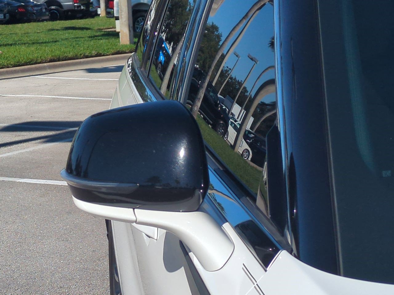 Used 2020 Lincoln Aviator Reserve w/ Elements Package Plus image 13