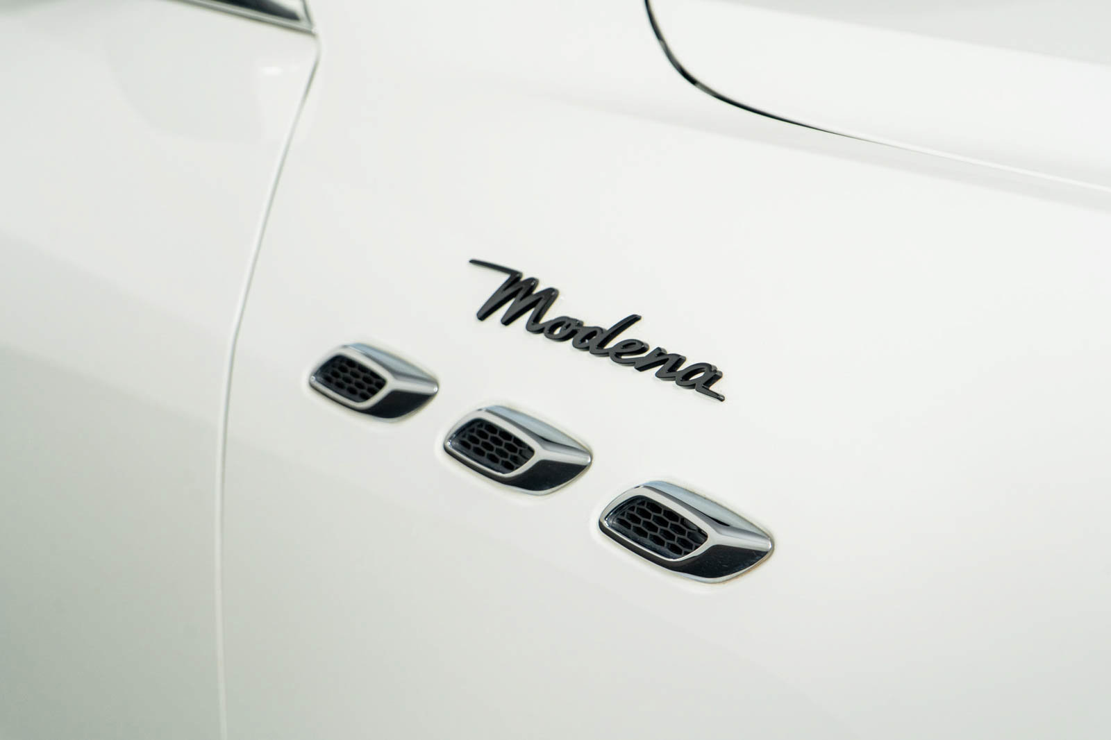 Used 2022 Maserati Levante Modena image 43