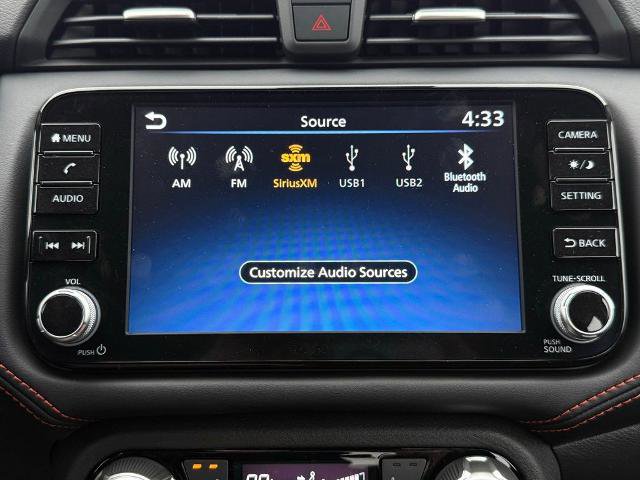 New 2025 Nissan Versa SR w/ Trunk Package FWD image 28