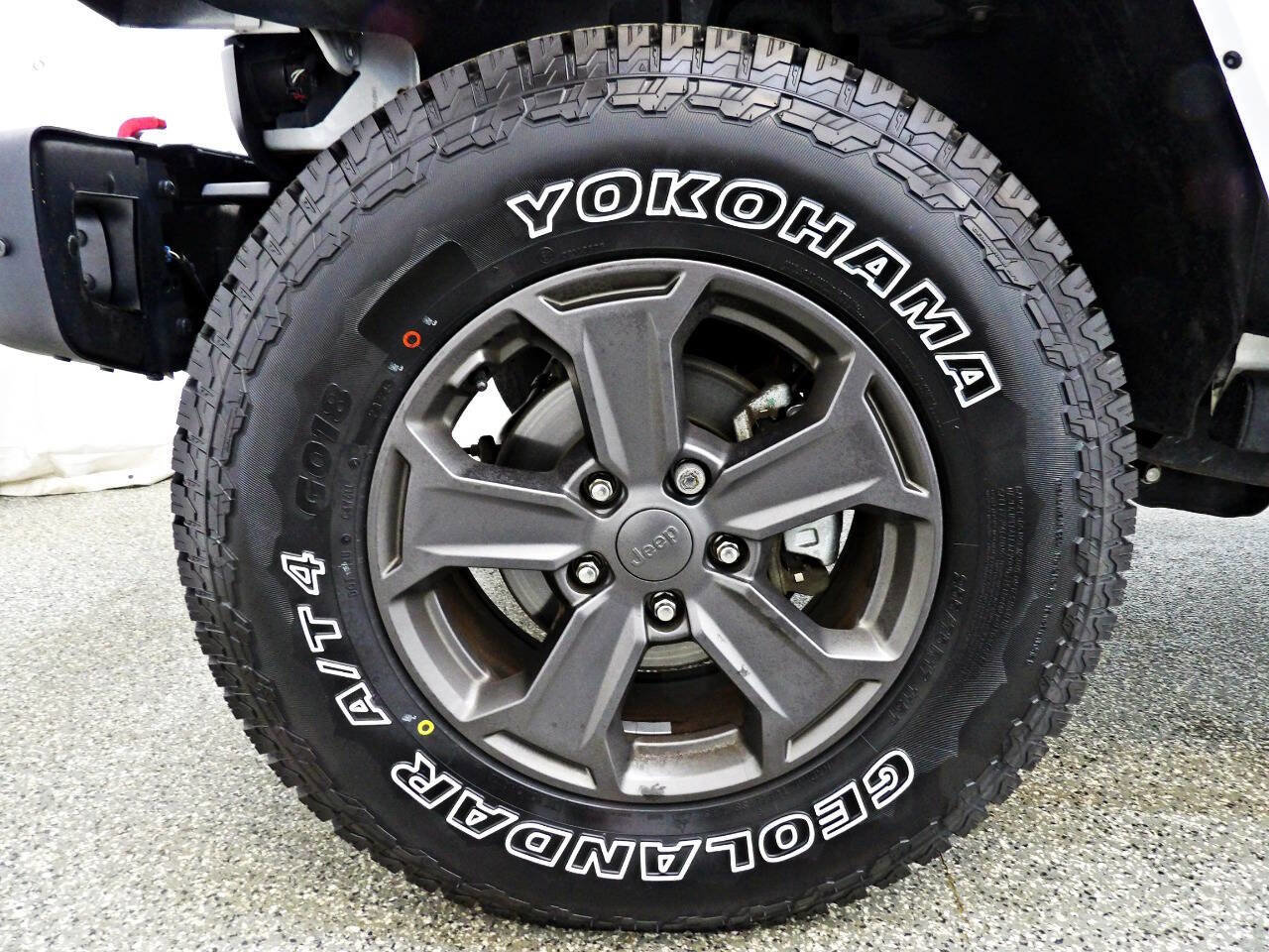 Used 2017 Jeep Wrangler Unlimited Rubicon image 17