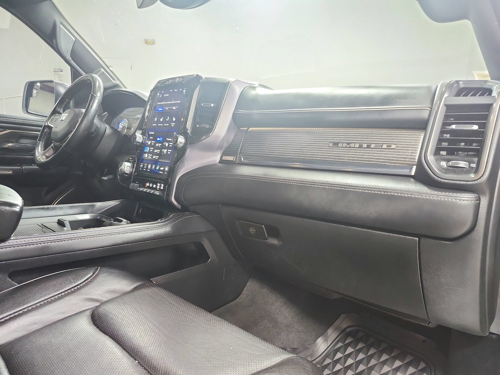 Used 2020 RAM 1500 Limited RWD image 44
