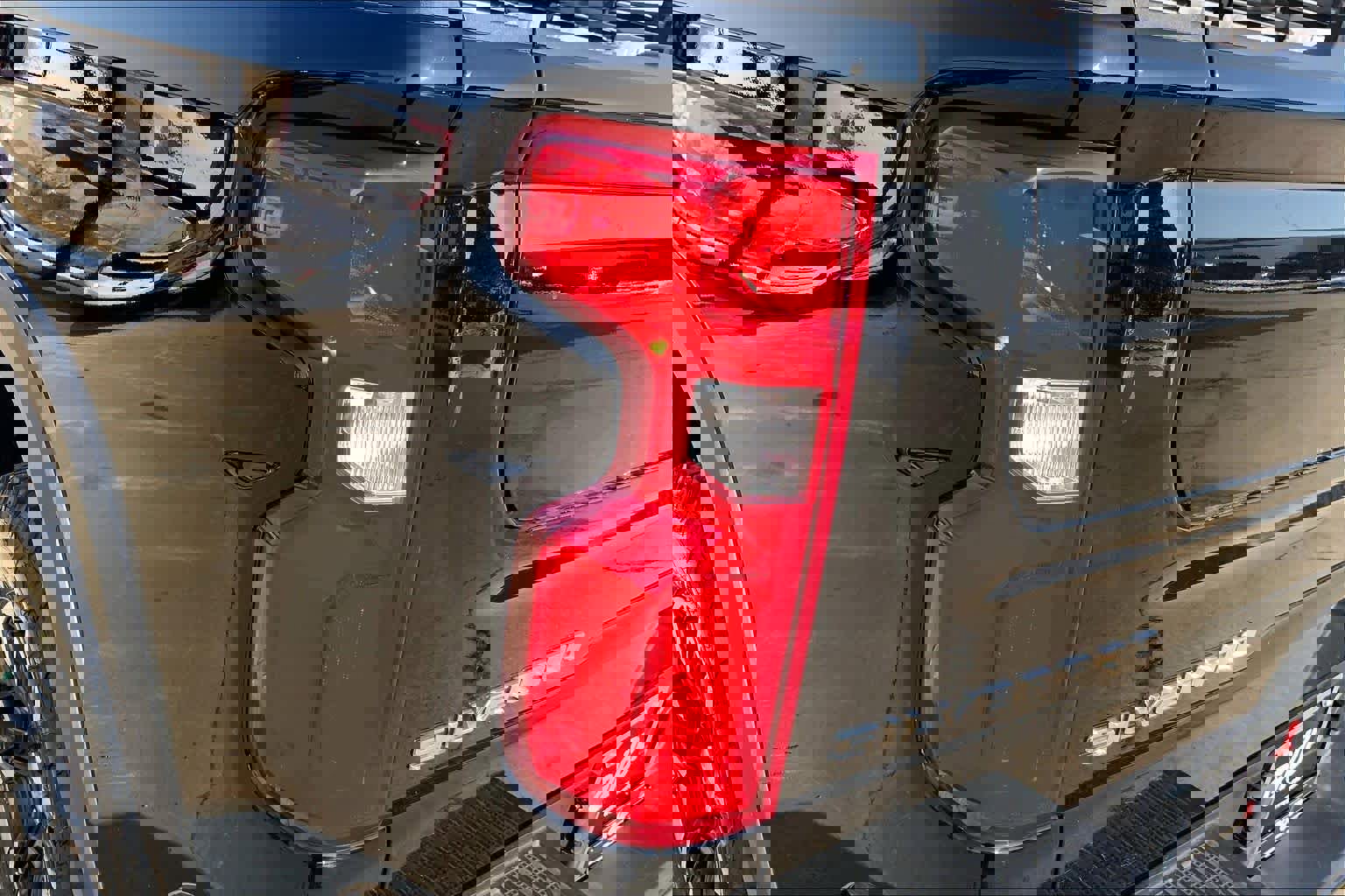 Certified 2024 Chevrolet Silverado 1500 ZR2 w/ Technology Package image 26