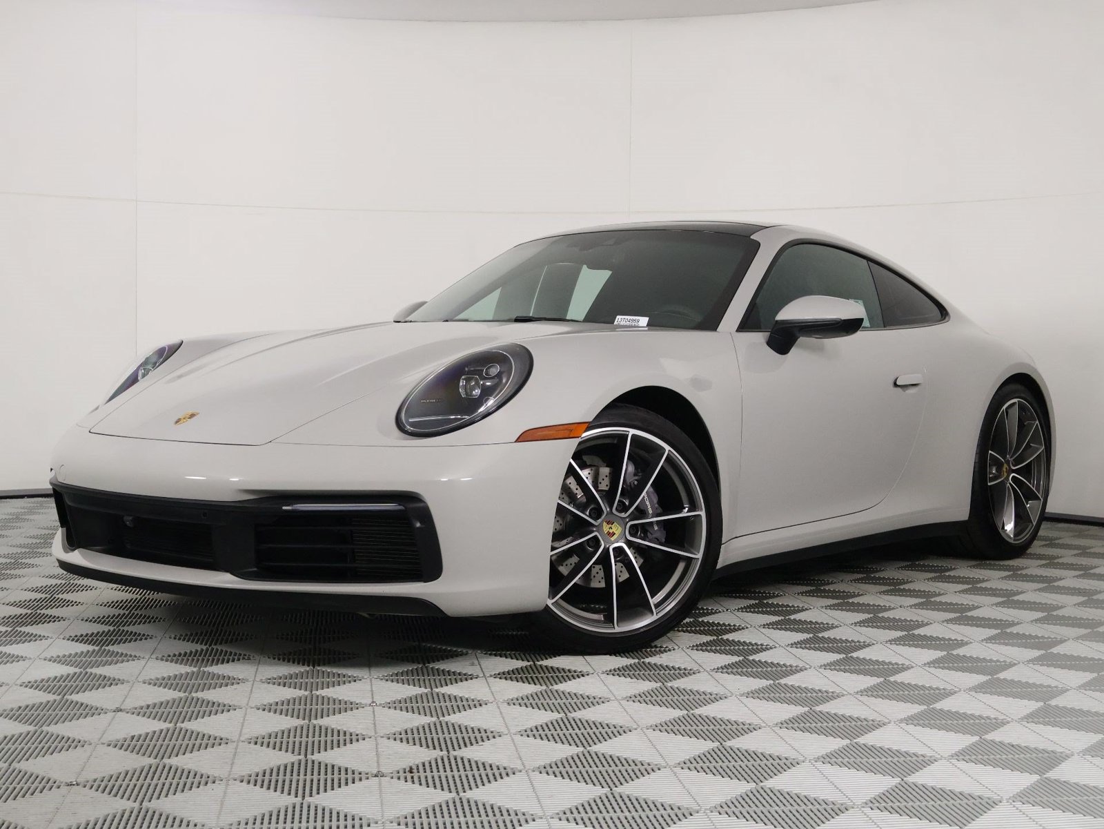 Certified 2024 Porsche 911 Carrera RWD image 35