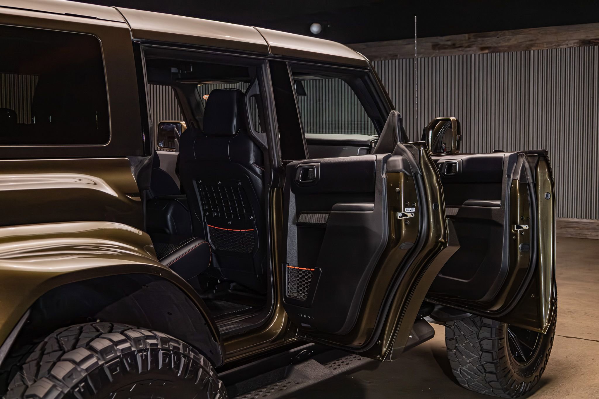 Used 2024 Ford Bronco Raptor w/ Interior Carbon Fiber Pack 6 AWD/4WD image 29