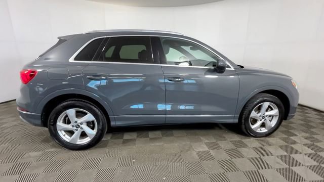 Used 2022 Audi Q3 2.0T Premium Plus AWD/4WD image 3