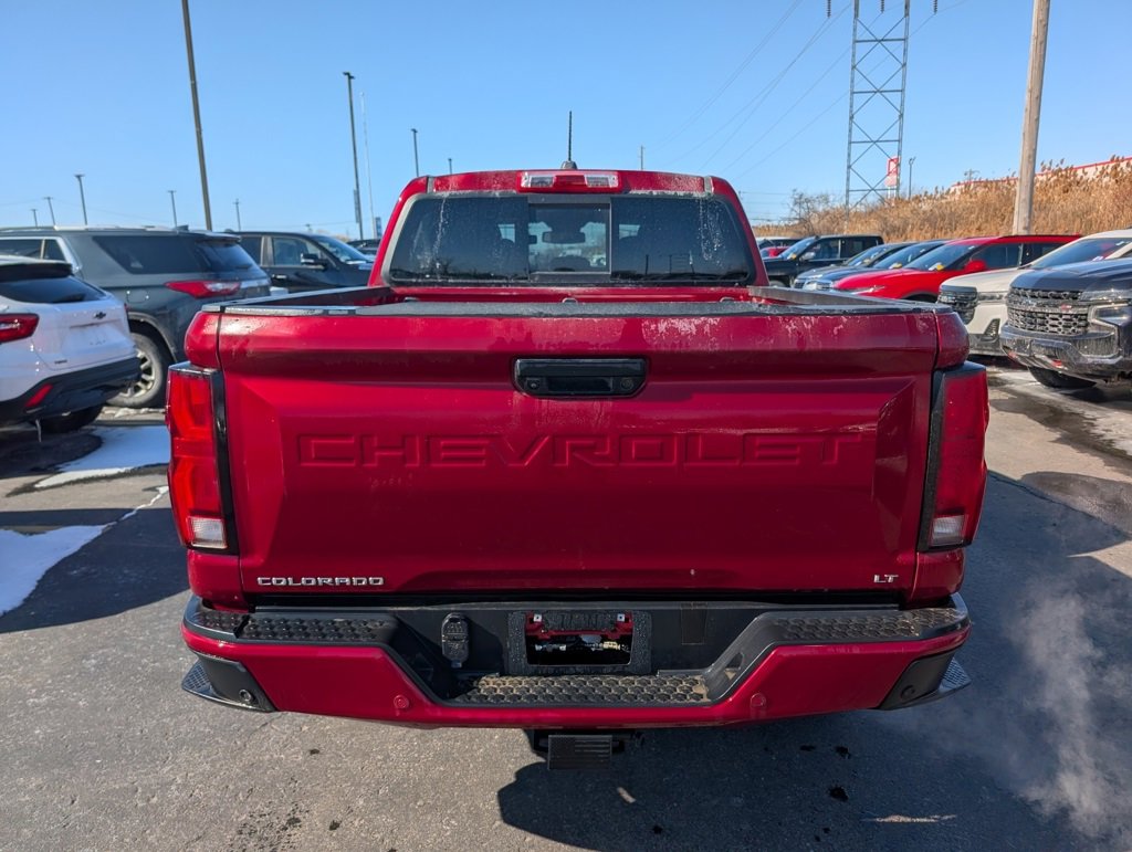 Used 2023 Chevrolet Colorado LT w/ LT Convenience Package III image 6