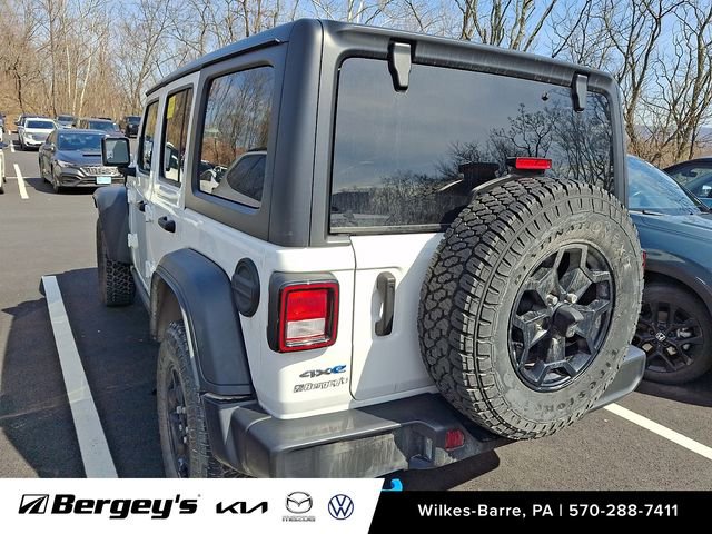 Used 2023 Jeep Wrangler Unlimited w/ Cold Weather Group image 8